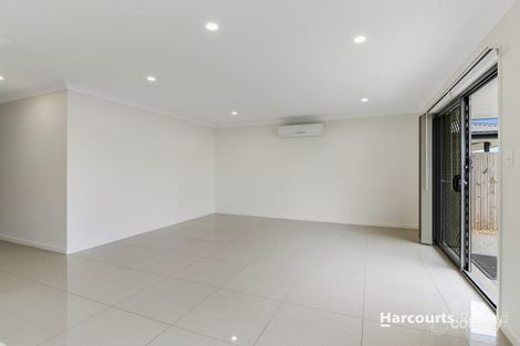 Property photo of 32 Arcadia Circuit Yarrabilba QLD 4207