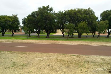 Property photo of 14 Burgee Cove Geographe WA 6280