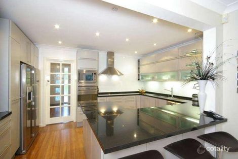 Property photo of 2 Larool Crescent Castle Hill NSW 2154