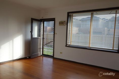 Property photo of 2/33 Hammond Road Dandenong VIC 3175
