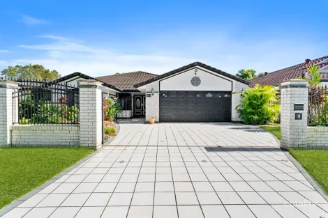 Property photo of 41 Casuarina Drive Elanora QLD 4221