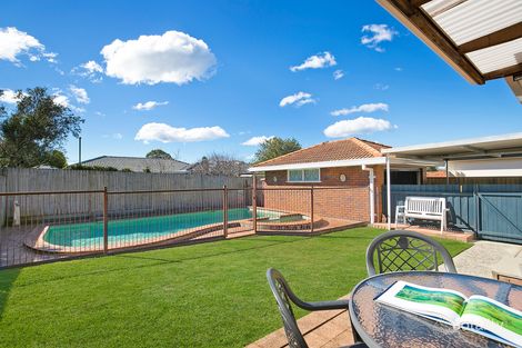 Property photo of 8 Gilles Crescent Beacon Hill NSW 2100