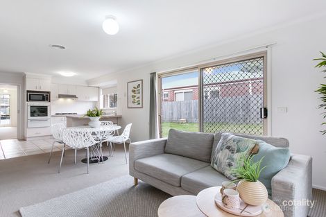 Property photo of 28 Euroa Avenue Berwick VIC 3806