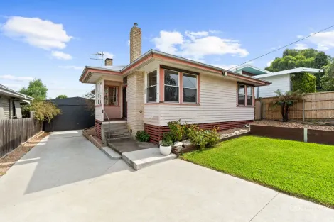 15 Powerscourt St, Maffra, VIC 3860