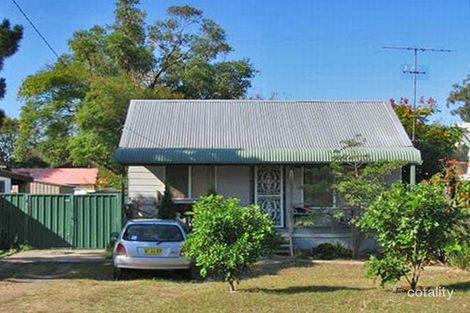 4 Melbourne Ave, Umina Beach, NSW 2257