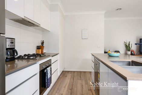 Property photo of 2/31 Bonnie View Road Croydon North VIC 3136