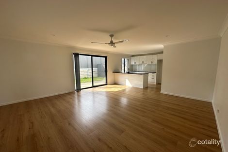 Property photo of 3/5 Eagle Drive Eagleby QLD 4207