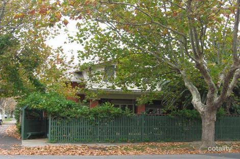 15 Meredith St, Elwood, VIC 3184