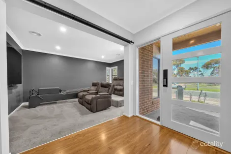 Property photo of 36 Wichita Grove Lara VIC 3212