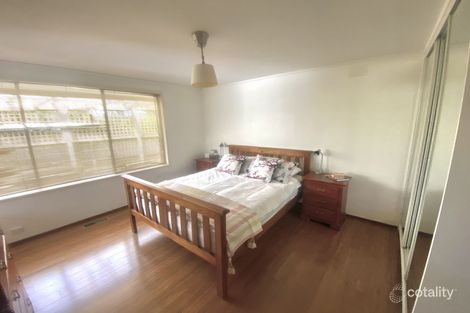 Property photo of 5 Hayden Avenue Frankston VIC 3199