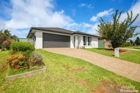 5 Netherton Park Ave, Armidale, NSW 2350