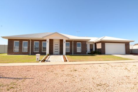 Property photo of 4 Clancy Way Mildura VIC 3500