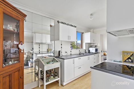 Property photo of 15/9-11 Collaery Avenue Fairy Meadow NSW 2519