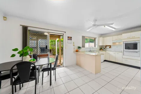 Property photo of 18 Jardine Drive Springwood QLD 4127