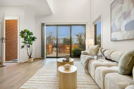 4 FAIRBROTHER ST, STRATHNAIRN, ACT 2615