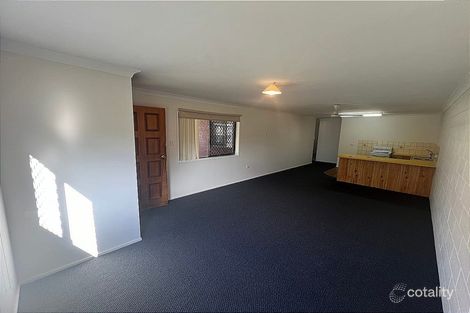 2/54 Buzacott St, Park Avenue, QLD 4701