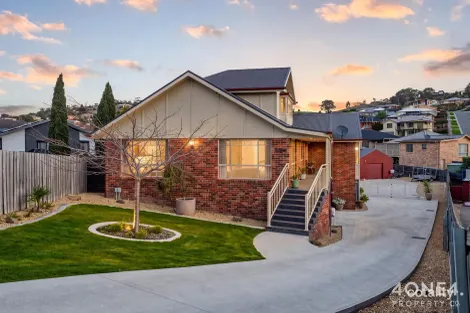 Property photo of 8 Heron Court Granton TAS 7030