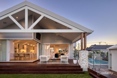 Property photo of 15 Rosemont Avenue Broadbeach Waters QLD 4218