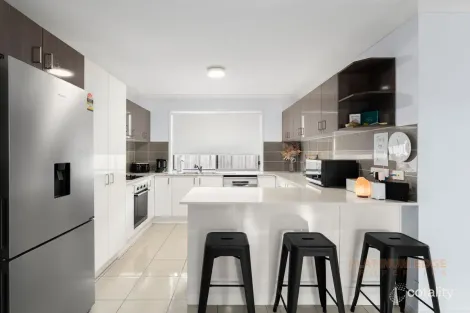 Property photo of 11 Phoebe Way Gleneagle QLD 4285