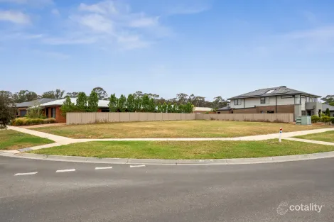 Property photo of 2 Hereford Drive Ascot VIC 3551