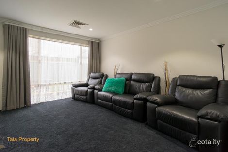 Property photo of 22 Karlak Circuit Forrestfield WA 6058
