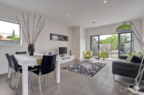 Property photo of 2/8 Elizabeth Court Reservoir VIC 3073