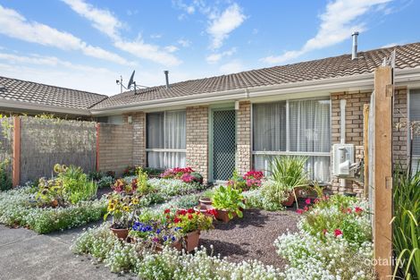 Property photo of 2/106 Larter Street Golden Point VIC 3350