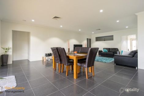 Property photo of 22 Karlak Circuit Forrestfield WA 6058