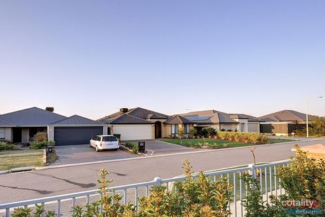 Property photo of 11 Dillwynia Bend Banksia Grove WA 6031