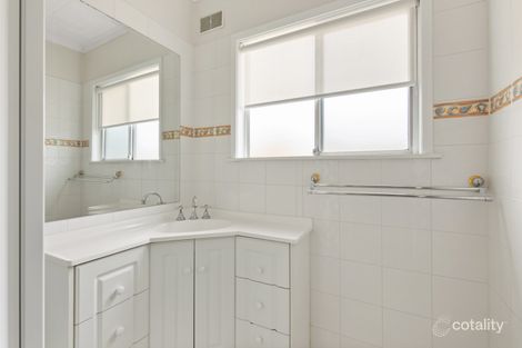 Property photo of 115 Bay Road Eagle Point VIC 3878