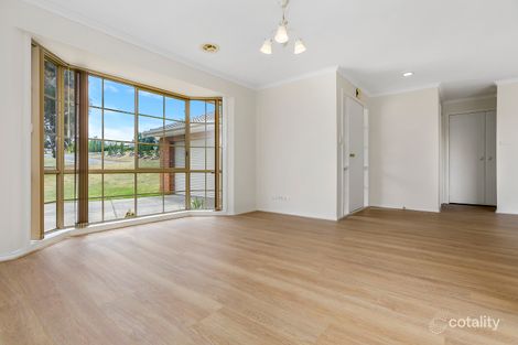 Property photo of 1 Olivia Court Gisborne VIC 3437