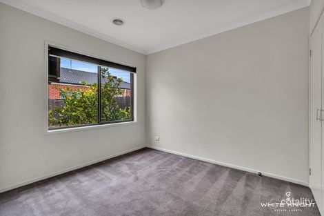 Property photo of 12 Sinclair Green Derrimut VIC 3026
