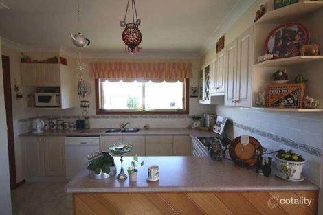 Property photo of 16 Douglas Close Largs NSW 2320