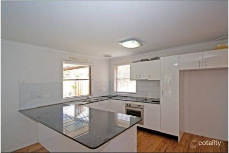 Property photo of 10 Malbec Place Eschol Park NSW 2558