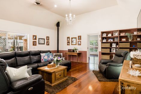 Property photo of 25 Grey Gums Drive Blue Mountain Heights QLD 4350