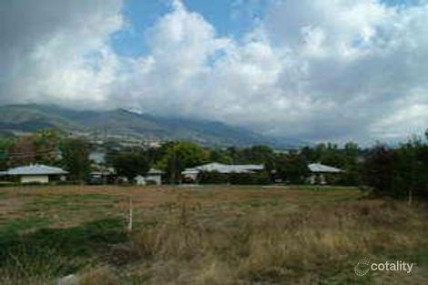 28 Mountain Ave, Mount Beauty, VIC 3699