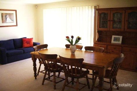 Property photo of 21 Dunvarleigh Crescent Griffith NSW 2680