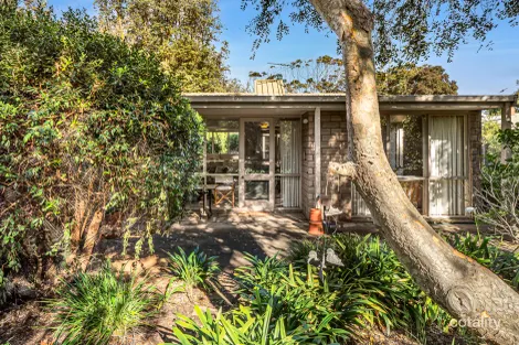 3/8 LOCH ST, POINT LONSDALE, VIC 3225