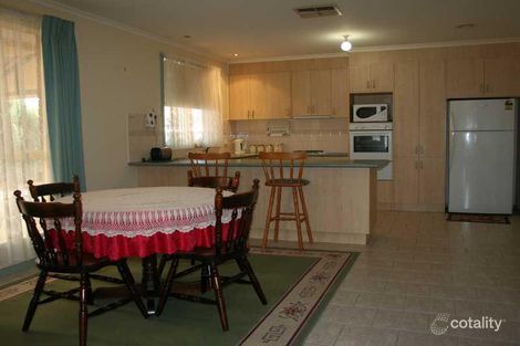 Property photo of 24 Cahill Drive Brookfield VIC 3338