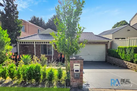 11 Mirrabook Ct, Berwick, VIC 3806