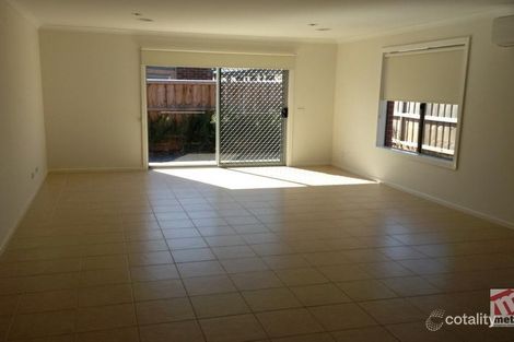 Property photo of 70 Fallingwater Drive Pakenham VIC 3810
