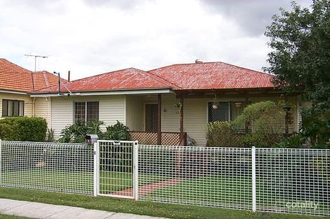 40 Shrapnel Rd, Cannon Hill, QLD 4170