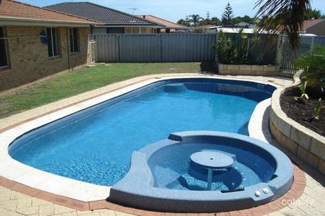 Property photo of 9 Round Hill Drive Port Kennedy WA 6172
