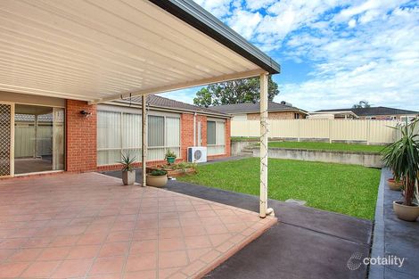Property photo of 17 Lenola Crescent Blue Haven NSW 2262