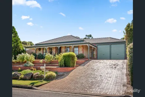 Property photo of 41 Grevillea Road Aberfoyle Park SA 5159