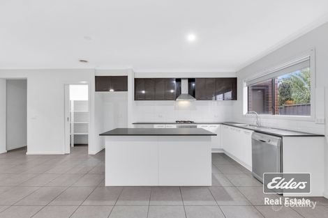 Property photo of 4 Muster Street Manor Lakes VIC 3024