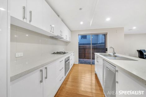 Property photo of 8 Diba Rise Narre Warren VIC 3805