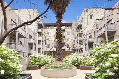 Property photo of 81/1 Riverside Quay Southbank VIC 3006