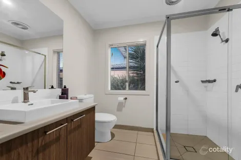 Property photo of 57 Graziers Crescent Clyde North VIC 3978