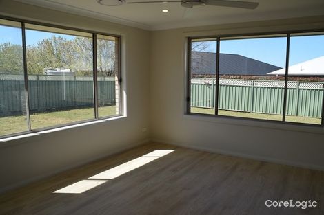 Property photo of 13 Crossroads Drive Dubbo NSW 2830
